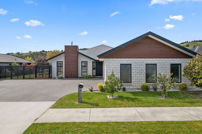 17 Mcnabb Place, Witherlea, Marlborough, Marlborough | Tall Poppy 