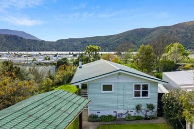 62 Main Road, Havelock, Marlborough, Marlborough | Tall Poppy 