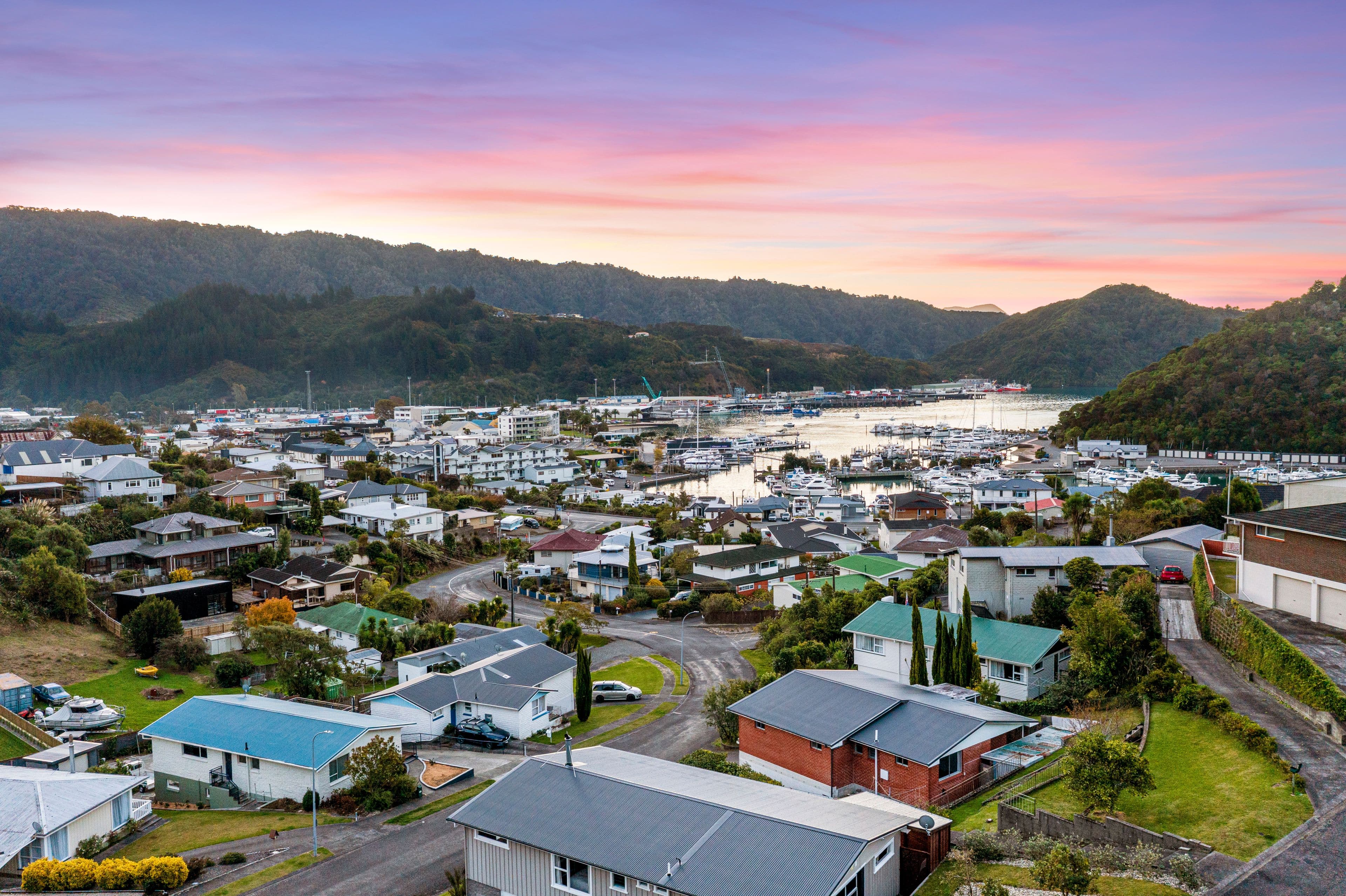 29 Seaview Crescent, Picton, Marlborough, Marlborough | Tall Poppy 