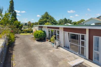 8B Greerton Road, Gate Pa, Tauranga, Bay of Plenty | Tall Poppy 