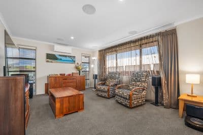 8 Ibis Way, Welcome Bay, Tauranga, Bay of Plenty | Tall Poppy 