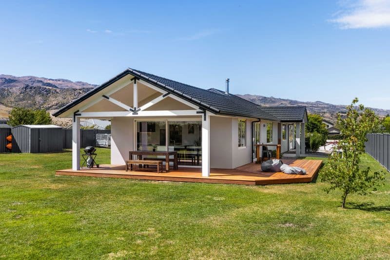 3 De Bettencor Place, Pisa Moorings, Cromwell, Central Otago