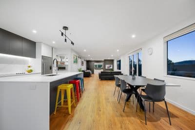 3 De Bettencor Place, Pisa Moorings, Cromwell, Central Otago, Otago | Tall Poppy 