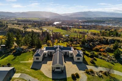 2 Fairway Drive, Bridge Hill, Central Otago, Otago | Tall Poppy 