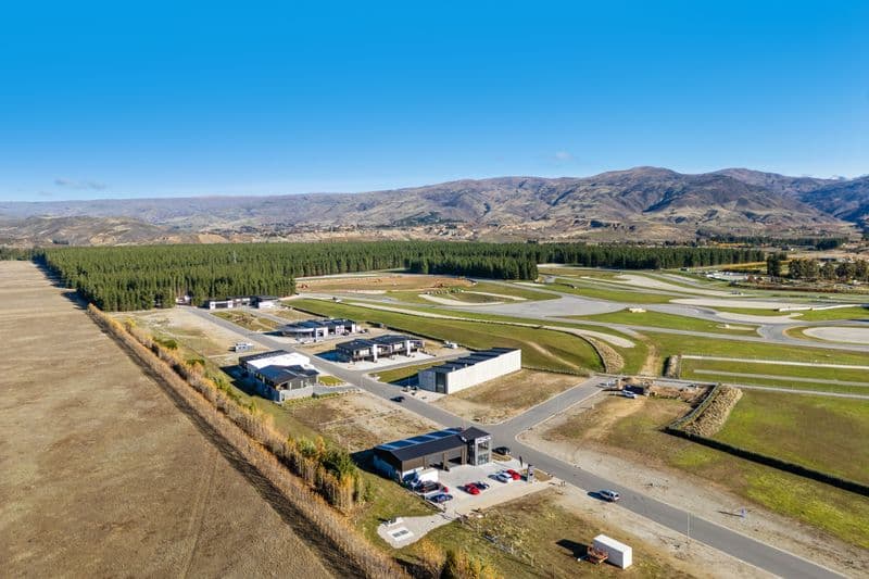 18 Quinns Way, Cromwell, Central Otago, Otago | Tall Poppy 