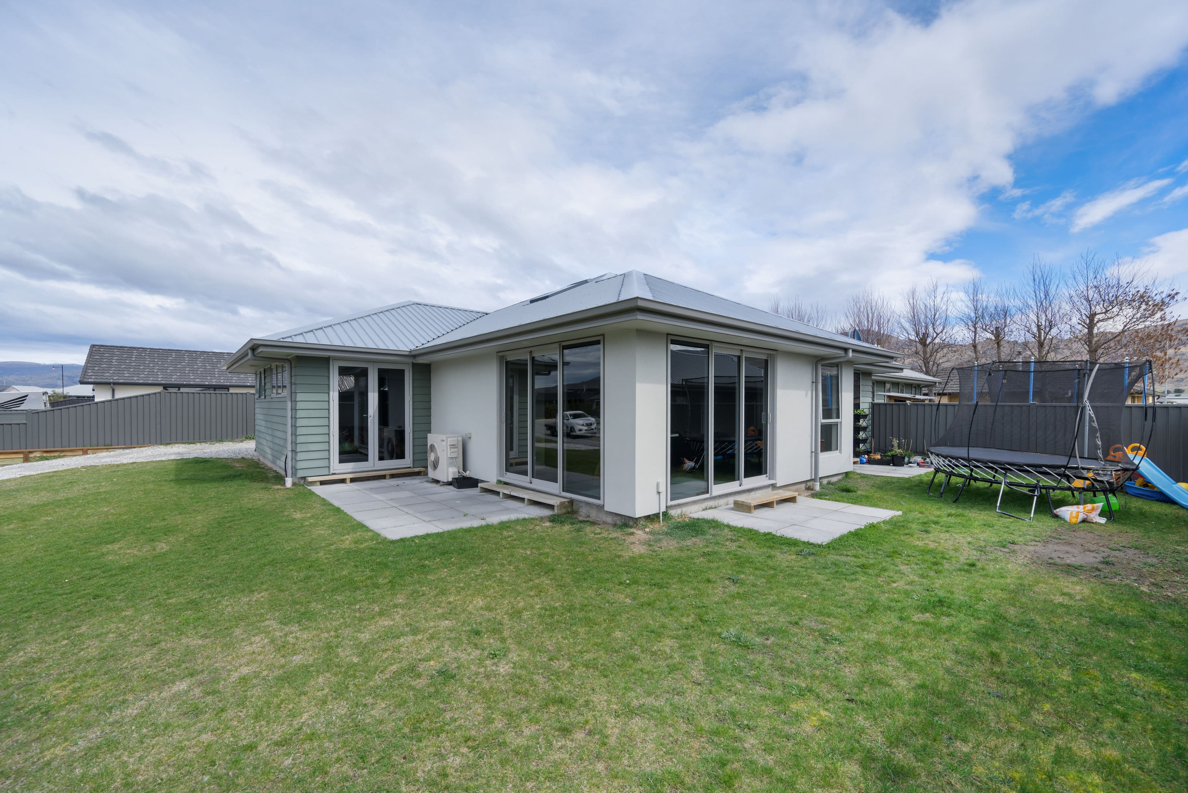 4 and 4a Hosking Drive, Cromwell, Central Otago, Otago | Tall Poppy 
