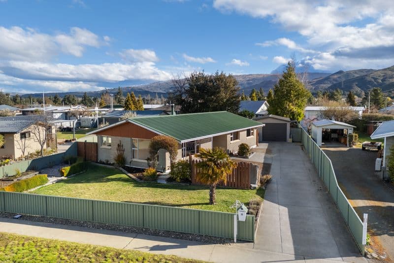 77 Fache Street, Clyde, Central Otago