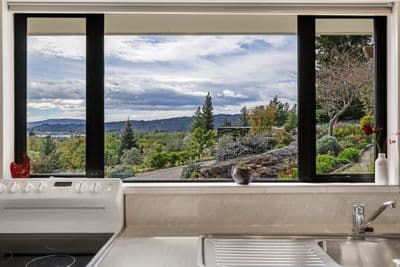 277 Earnscleugh Road, Earnscleugh, Central Otago, Otago | Tall Poppy 