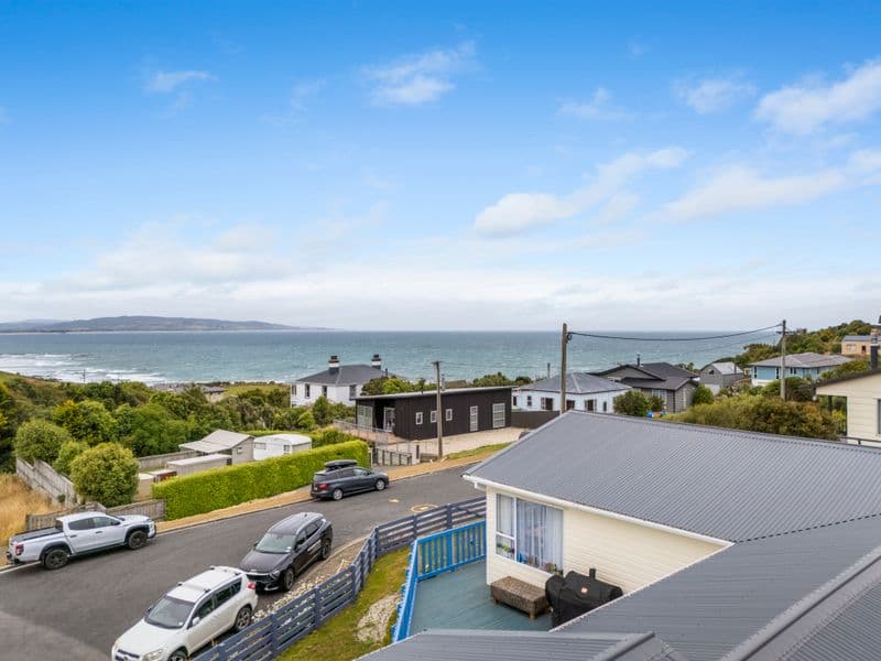 31 Hill Street, Kaka Point, Clutha