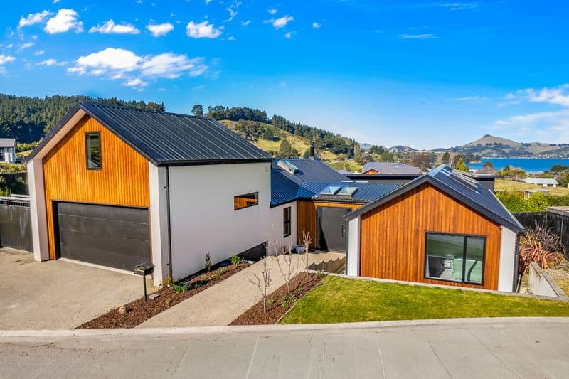 5 Goddard Way, Sawyers Bay, Dunedin City, Otago | Tall Poppy 