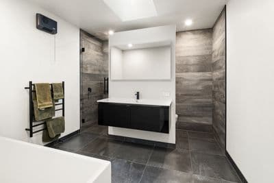 5 Goddard Way, Sawyers Bay, Dunedin City, Otago | Tall Poppy 