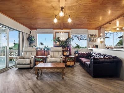 41 Sheffield Street, Taieri Mouth, Clutha, Otago | Tall Poppy 