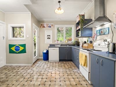 37 Canongate, Dunedin Central, Dunedin City, Otago | Tall Poppy 