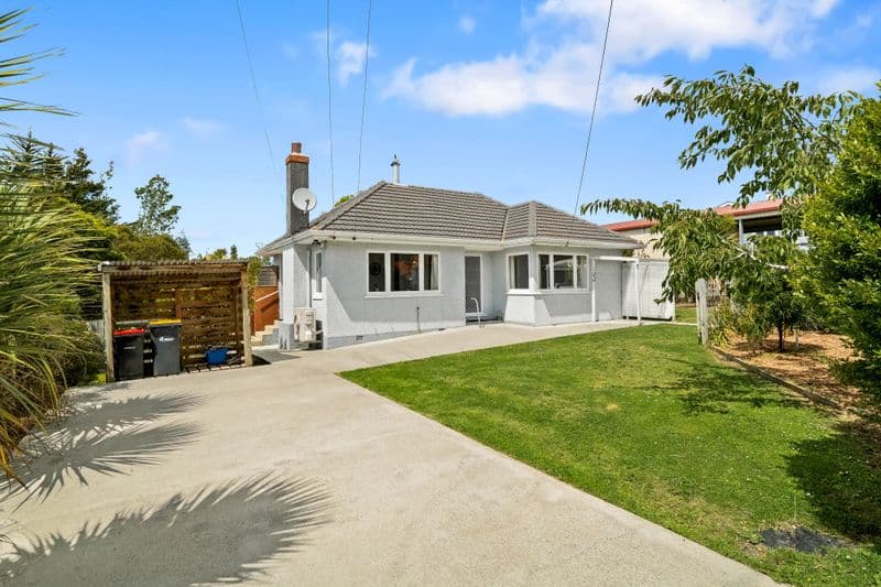 34 Collins Street, Waikouaiti, Dunedin City