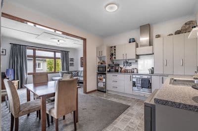 140 Margaret Street, Glengarry, Invercargill City, Southland | Tall Poppy 