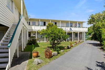 8/19 Pirie Crescent, Moera, Lower Hutt City, Wellington | Tall Poppy 