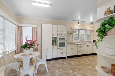 214 Waddington Drive, Naenae, Lower Hutt City, Wellington | Tall Poppy 