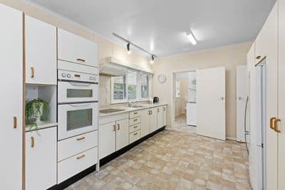 214 Waddington Drive, Naenae, Lower Hutt City, Wellington | Tall Poppy 