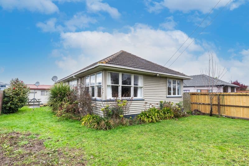 1/14 Morrison Avenue, Northcote, Christchurch City