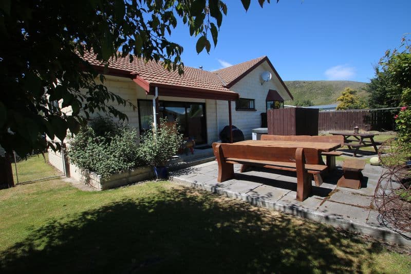 47 Black Peak Road, Omarama, Waitaki