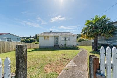 66 Banks Street, Marfell, New Plymouth, Taranaki | Tall Poppy 