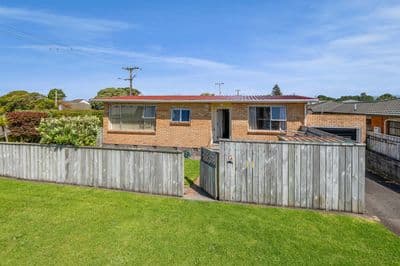 38 Clemow Road, Fitzroy, New Plymouth, Taranaki | Tall Poppy 