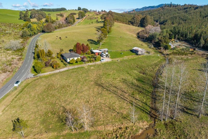 604 Waiwhero Road, Ngatimoti, Tasman, Nelson | Tall Poppy 