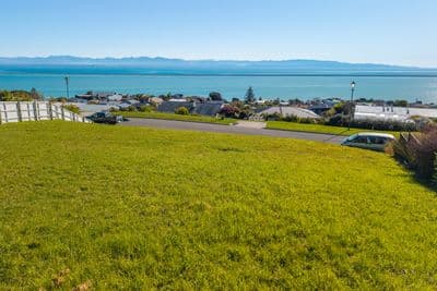 7 McConnell Place, Marybank, Nelson, Nelson | Tall Poppy 