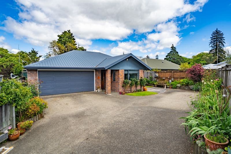 6 Willow Avenue, Stoke, Nelson, Nelson | Tall Poppy 