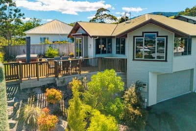 413B Suffolk Road, Stoke, Nelson, Nelson | Tall Poppy 