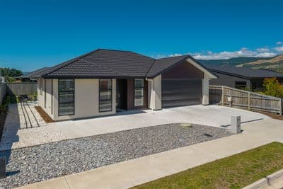 61 Woodley Road, Richmond , Tasman, Nelson | Tall Poppy 