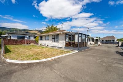 4/154 Queen Street, Richmond , Tasman, Nelson | Tall Poppy 