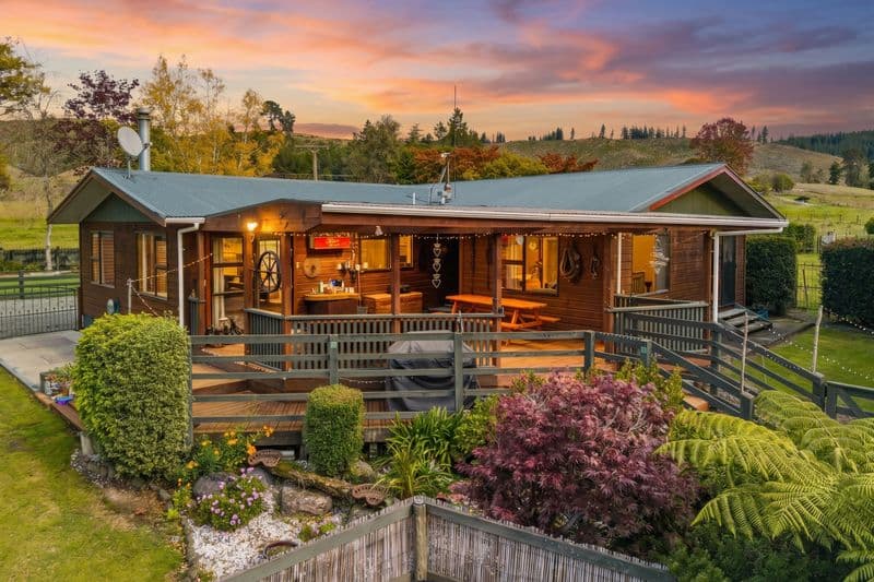 170 Pigeon Valley South Branch Road, Wakefield, Tasman, Nelson | Tall Poppy 
