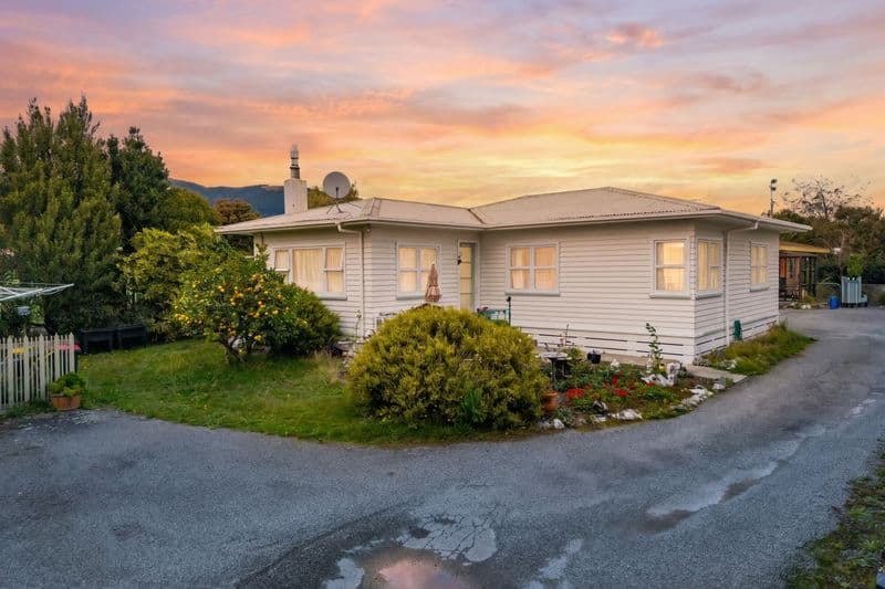 1/18 Fergusson Street, Stoke, Nelson, Nelson | Tall Poppy 