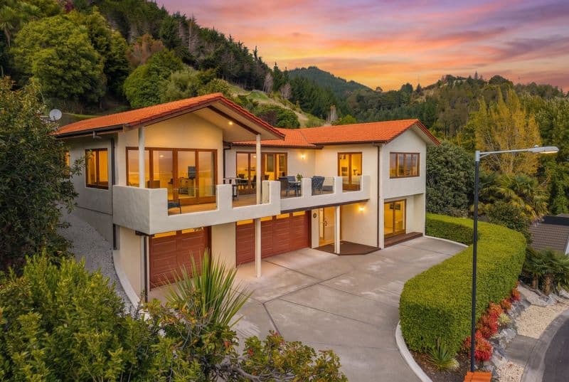 22 Hillplough Heights, Richmond , Tasman, Nelson | Tall Poppy 