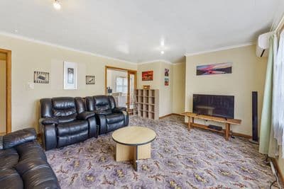 102 Waerenga Road, Otaki, Kapiti Coast, Wellington | Tall Poppy 