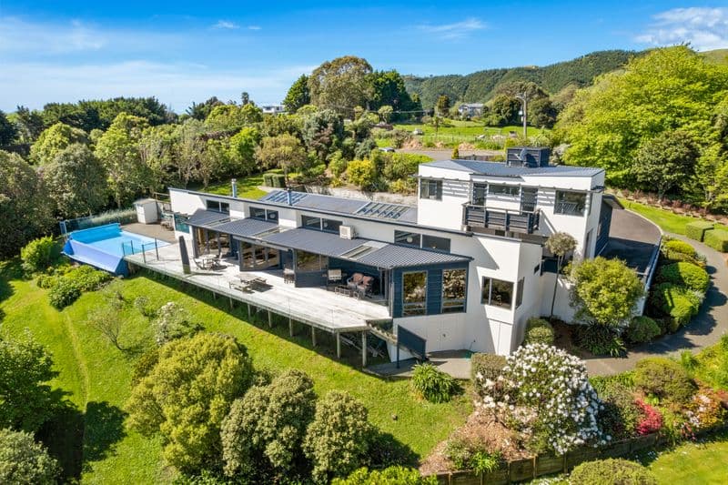 62 Sunglo Terrace, Otaki, Kapiti Coast, Wellington | Tall Poppy 