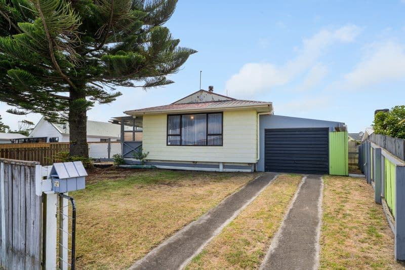 15 Hewson Crescent, Otaki Beach, Kapiti Coast, Wellington | Tall Poppy 