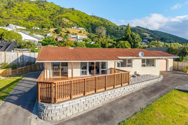 137 Winara Avenue, Waikanae, Kapiti Coast