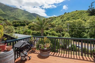 78 Scotland Street, Picton, Picton, Marlborough | Tall Poppy 