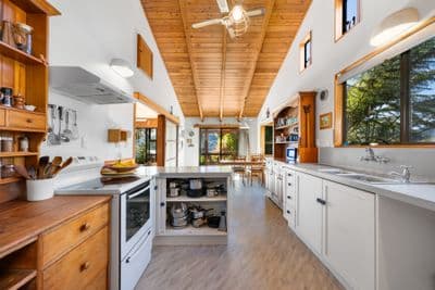 810A Queen Charlotte Drive, Havelock, Marlborough, Marlborough | Tall Poppy 