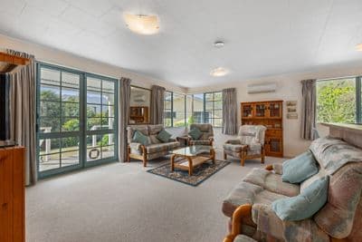 1693 Queen Charlotte Drive, Queen Charlotte Sound, Marlborough, Marlborough | Tall Poppy 