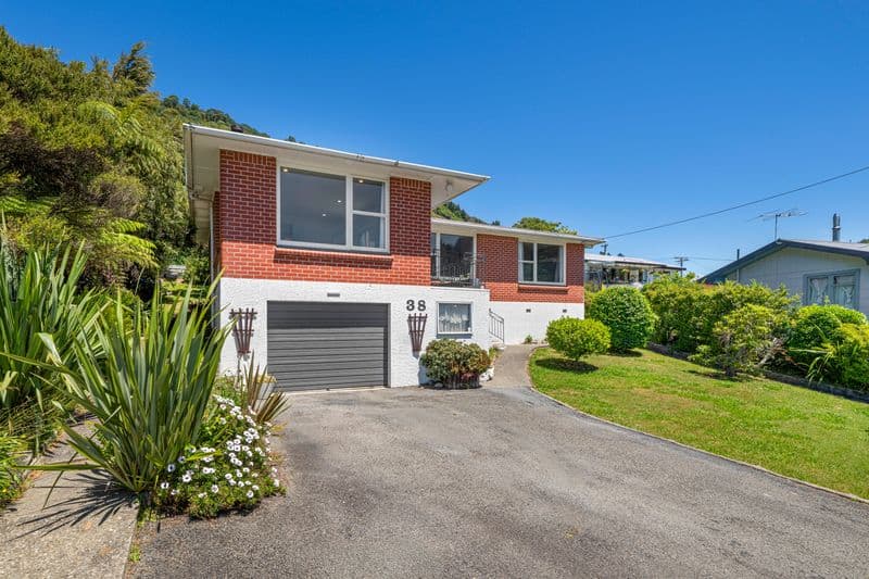 38 South Terrace, Picton, Marlborough, Marlborough | Tall Poppy 