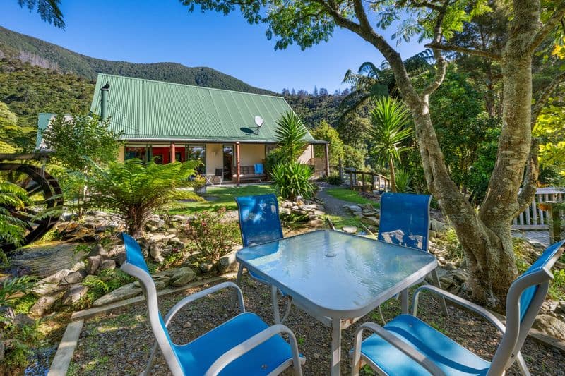 243 Boons Valley Road, Waikawa, Picton