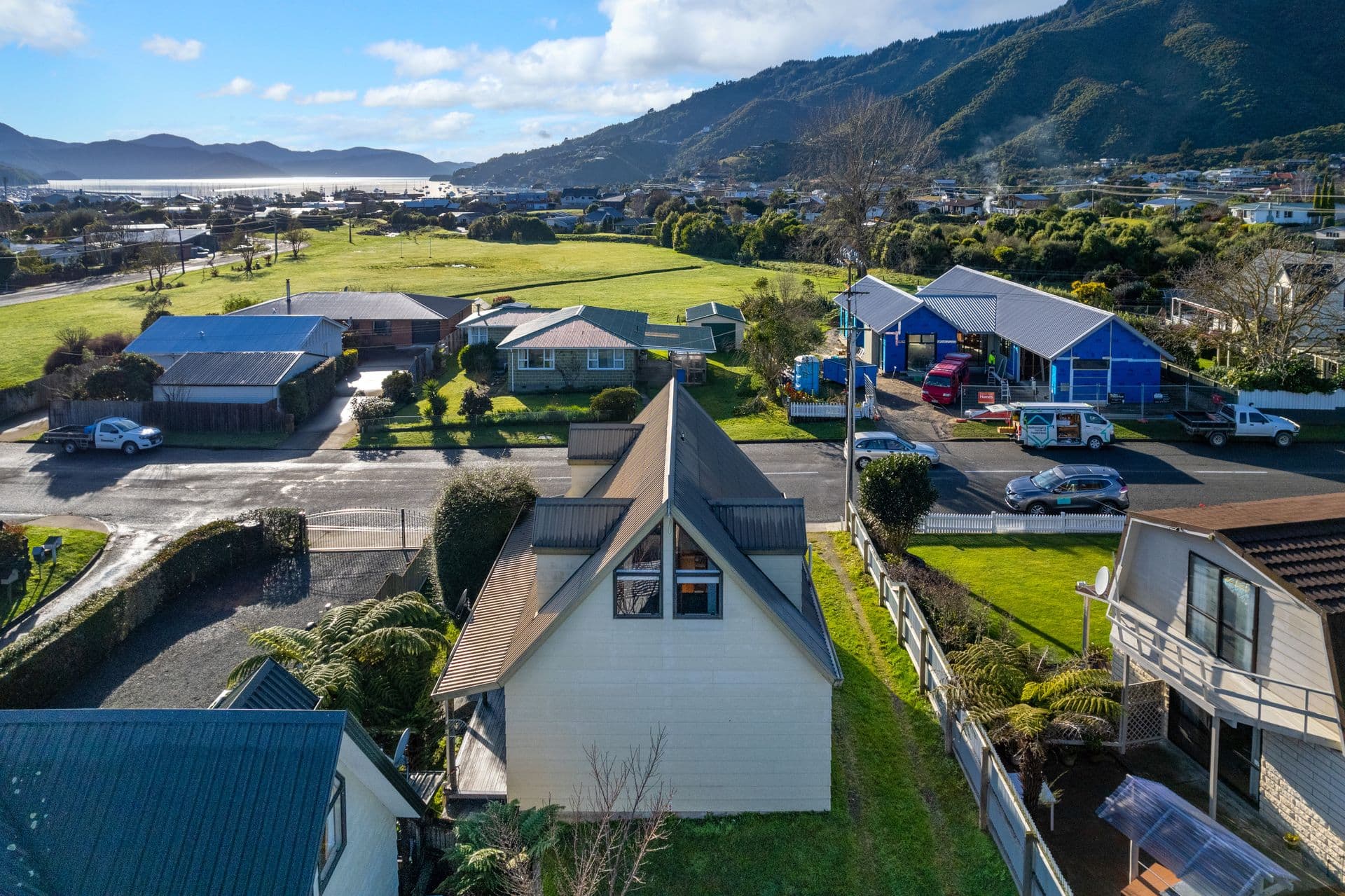 4A Beach Road, Waikawa, Marlborough, Marlborough | Tall Poppy 