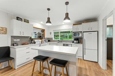 32 Tararua Street, Pahiatua, Tararua, Manawatu | Tall Poppy 