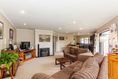 1 Murphy Court, Highbury, Palmerston North City, Manawatu | Tall Poppy 