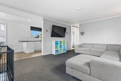 18 Ngaire Street, Longburn, Manawatu, Manawatu | Tall Poppy 