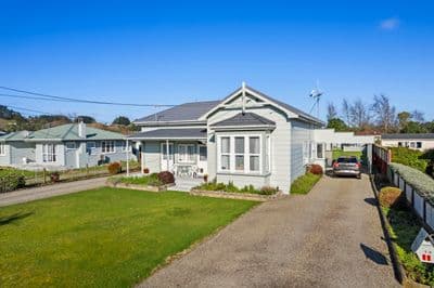 10 Tiraumea Road, Pahiatua, Tararua, Manawatu | Tall Poppy 