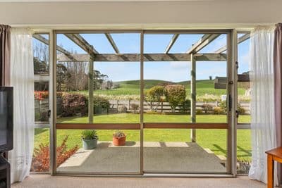 6 Tudor Road, Pahiatua, Tararua, Manawatu | Tall Poppy 